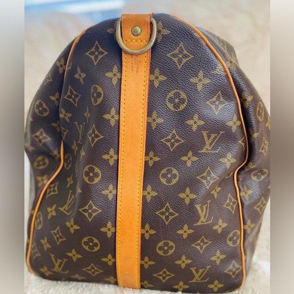 ❌❌SOLD❌❌LOUIS VUITTON, Authentic Monogram Keepall 60 Bandouliere WITH STRAP! - Picture 4 of 10